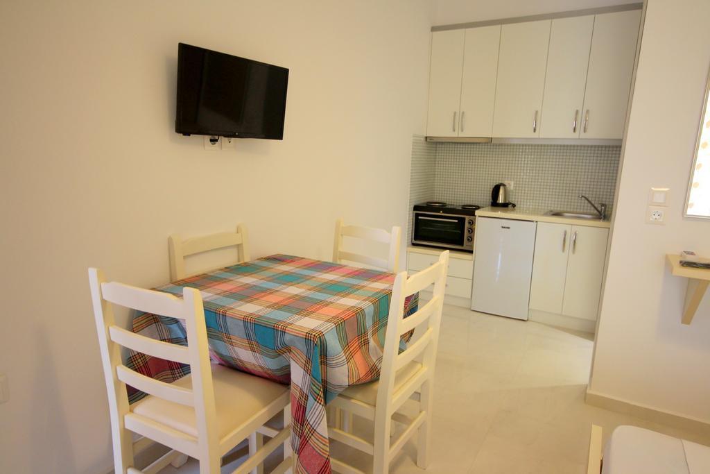 Mihal Suites Sarande Exterior photo